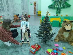 В СРП проводят перые новгодние елочки.